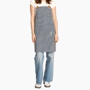 Business & Pleasure Navy Stripe Apron NWT